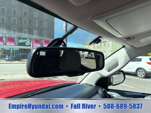 Used 2016 Toyota Tacoma SR5 w/ SR5 Appearance Package (SN) AWD/4WD image 22