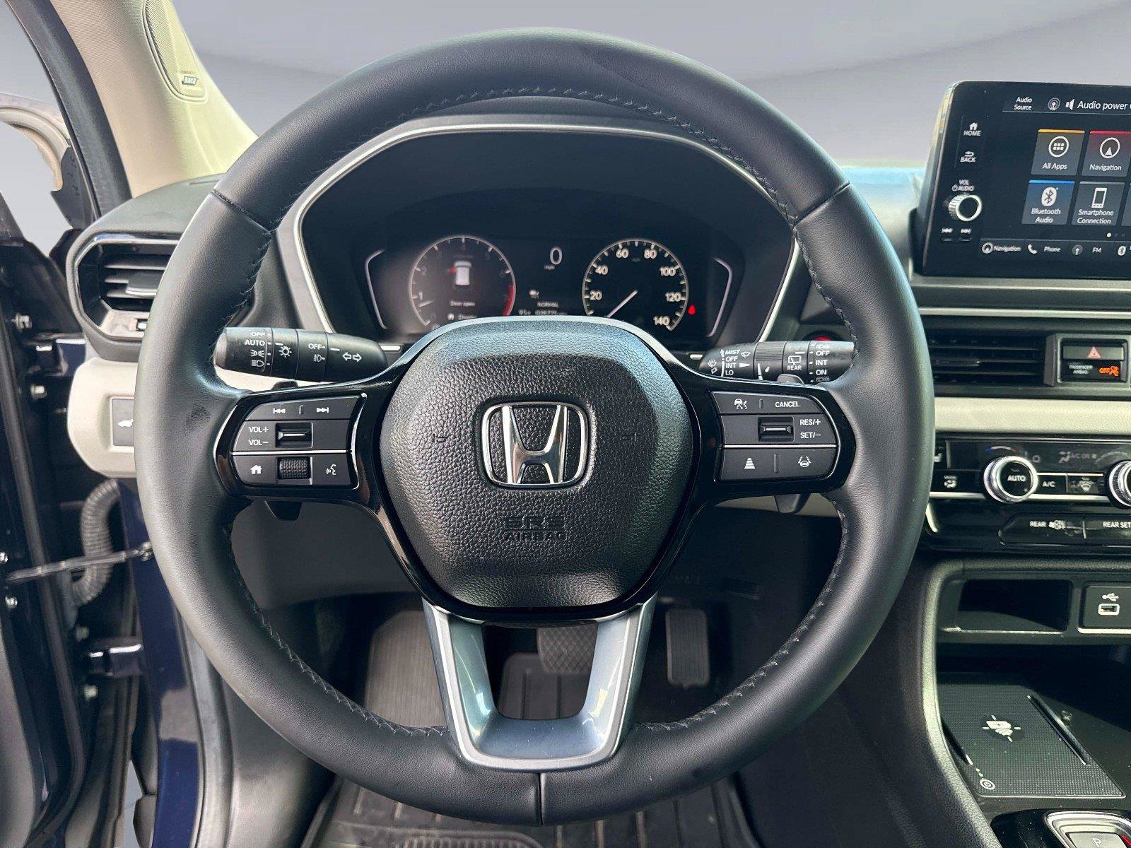 Certified 2024 Honda Pilot Touring image 30