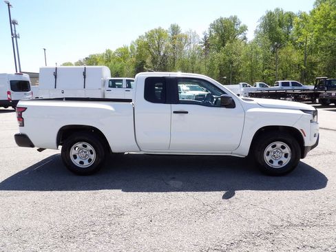 Used 2022 Nissan Frontier S image 9