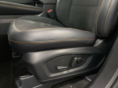 New 2026 Ford Explorer Tremor w/ Tremor Convenience Package image 17