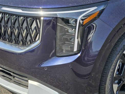 New 2026 Kia Carnival EX image 6