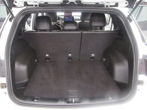 Used 2024 Jeep Compass Latitude image 22