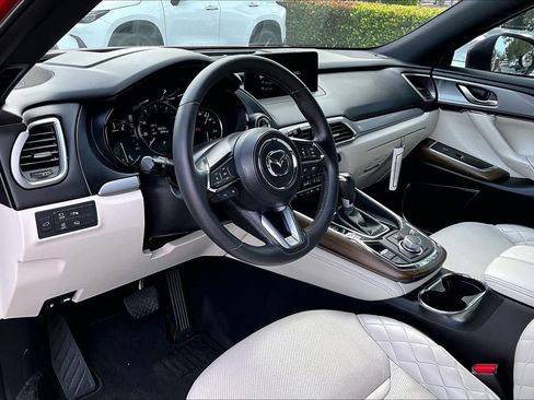 Used 2021 MAZDA CX-9 Signature image 17