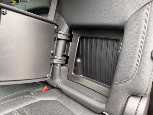 Used 2023 GMC Sierra 3500 Denali w/ Technology Package image 20