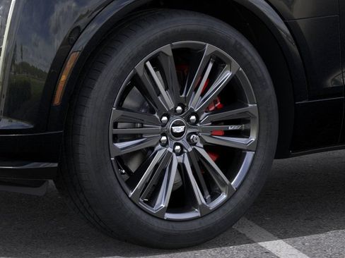 New 2026 Cadillac Lyriq V AWD/4WD image 9