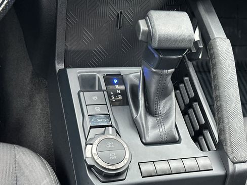 Used 2024 Toyota Tacoma SR5 image 20