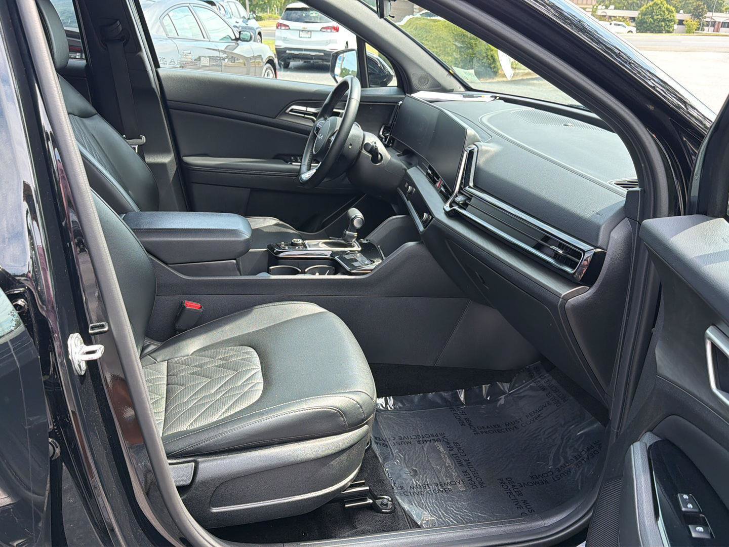 Used 2025 Kia Sportage X-Line AWD/4WD image 13