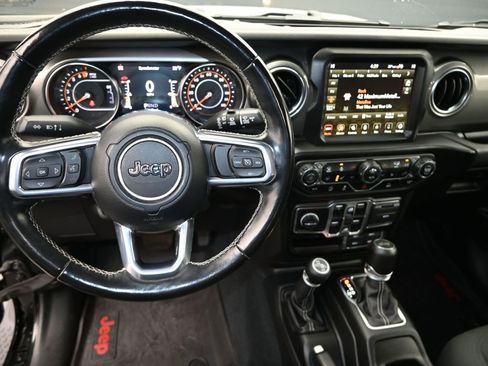 Used 2022 Jeep Wrangler Unlimited Sahara w/ Dual Top Group image 21