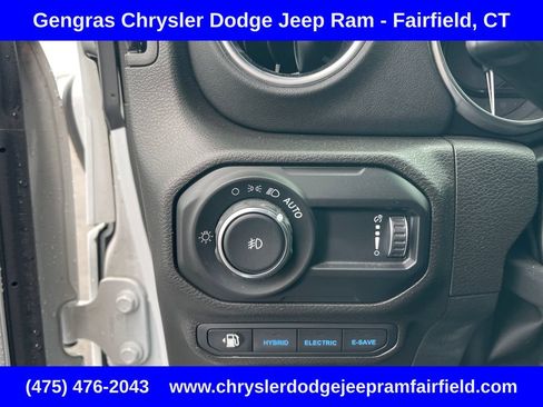 Used 2023 Jeep Wrangler Unlimited Sahara w/ Cold Weather Group AWD/4WD image 48