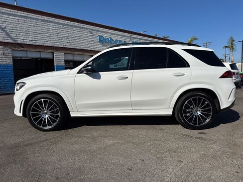 Used 2021 Mercedes-Benz GLE 350 w/ AMG Line Exterior image 4
