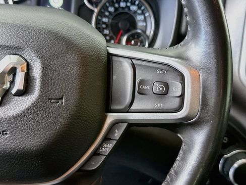 Used 2020 RAM 1500 Big Horn RWD image 12