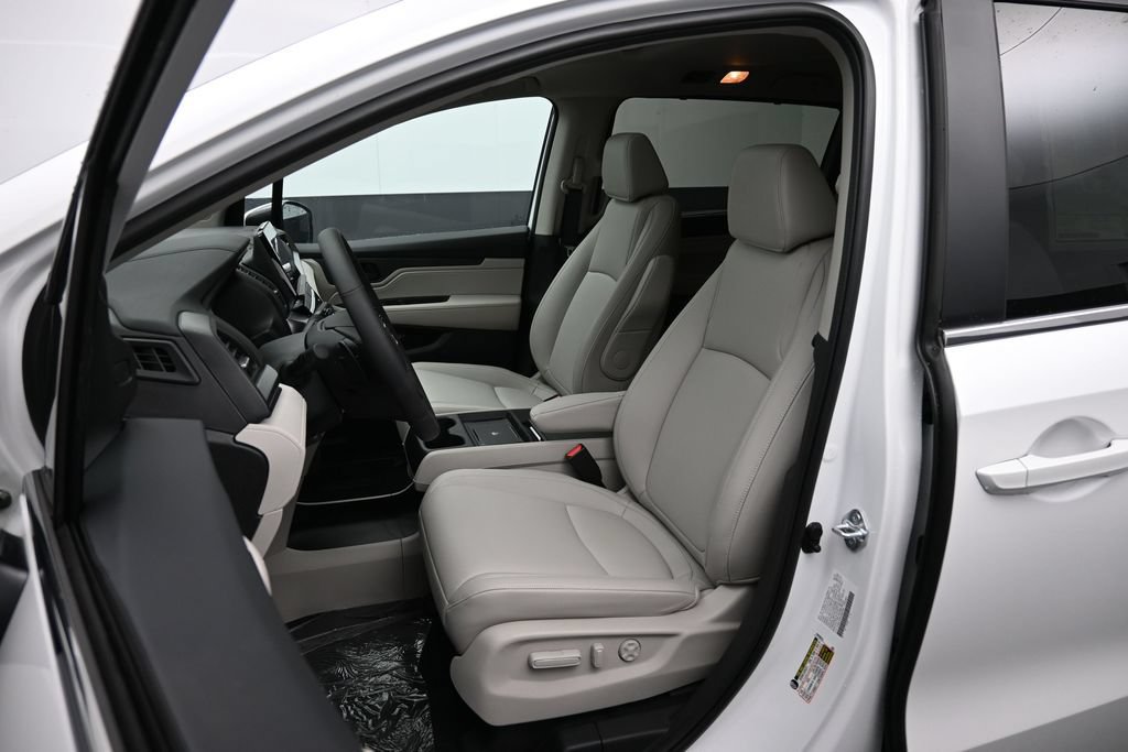 New 2027 Honda Odyssey EX-L image 17