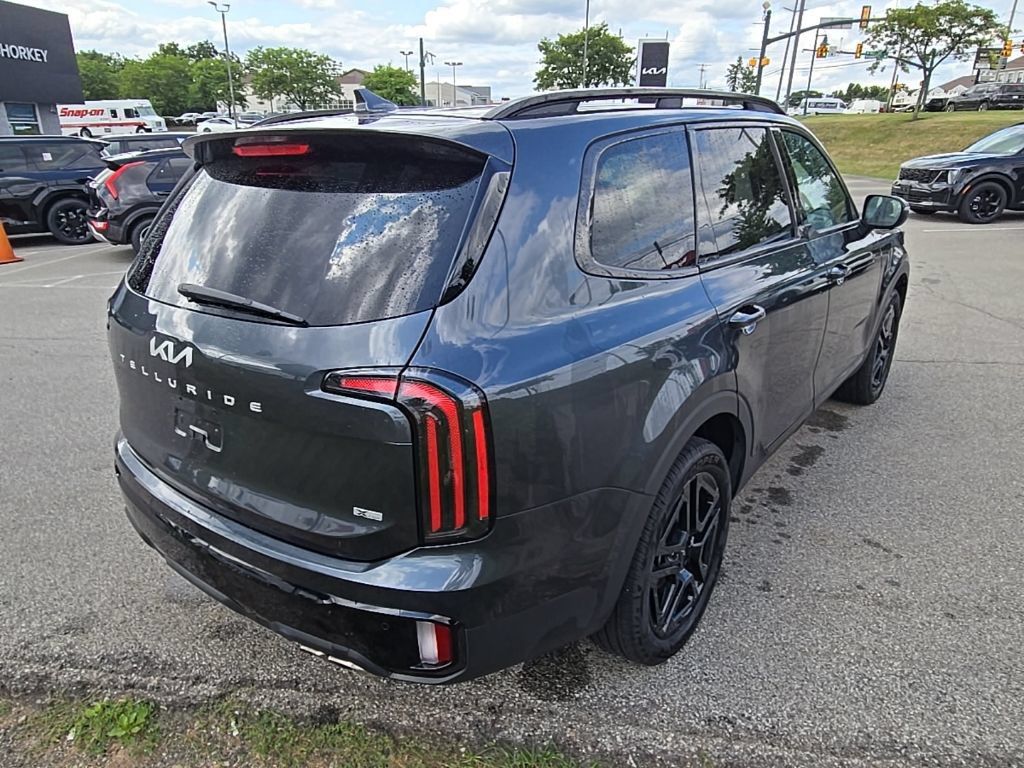 Used 2024 Kia Telluride EX X-Line AWD/4WD image 3