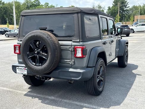 Used 2018 Jeep Wrangler Unlimited Sport image 24