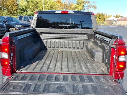 Used 2025 Ford Maverick Lariat w/ Black Appearance Package image 11