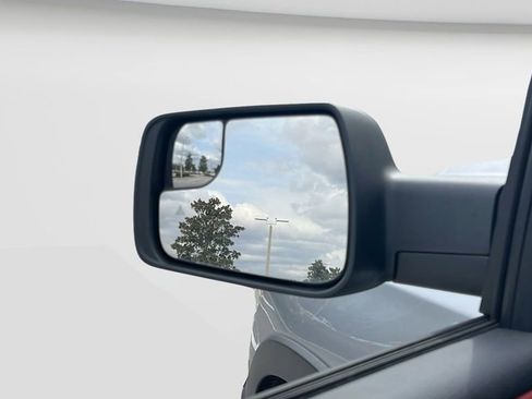 Used 2025 RAM 1500 Rebel image 12