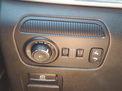 Used 2022 Jeep Wagoneer Series III image 21