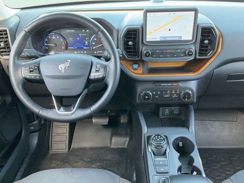 Used 2023 Ford Bronco Sport Badlands image 12