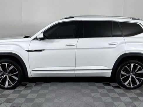 Used 2024 Volkswagen Atlas SEL Premium R-Line image 5