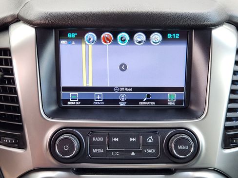 Used 2018 Chevrolet Tahoe LT image 17