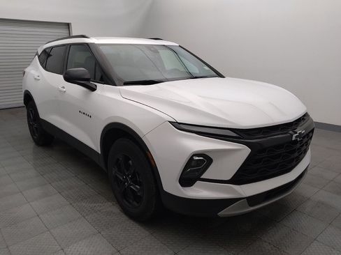 Used 2024 Chevrolet Blazer LT w/ Convenience Package image 13
