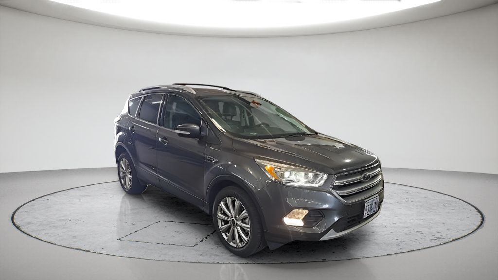 Used 2017 Ford Escape Titanium w/ Equipment Group 301A AWD/4WD image 3