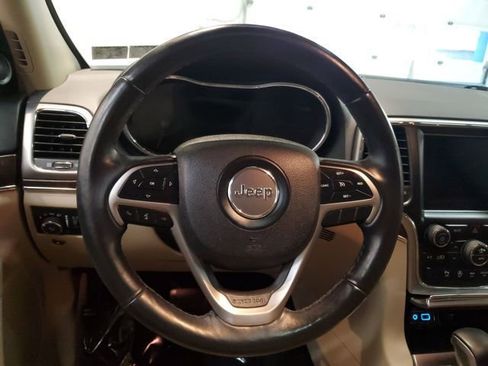 Used 2018 Jeep Grand Cherokee Limited w/ Trailer Tow Group IV image 15