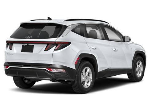 Used 2022 Hyundai Tucson SEL FWD image 2