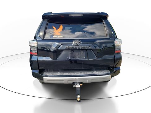 Used 2019 Toyota 4Runner TRD Off-Road AWD/4WD image 6
