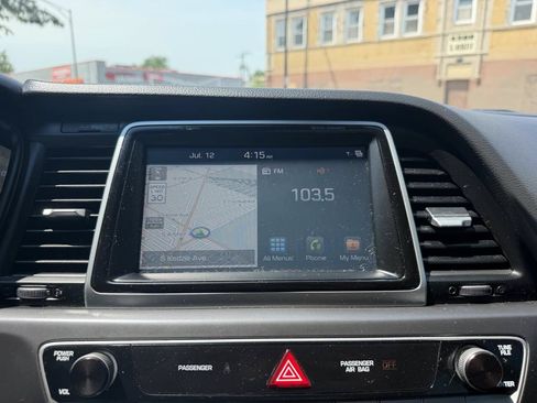 Used 2019 Hyundai Sonata Limited w/ Ultimate Package 04 FWD image 33