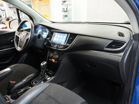 Used 2018 Buick Encore Preferred image 32