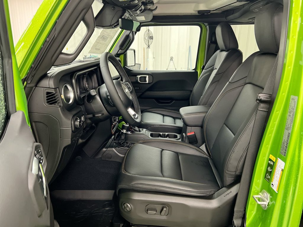 New 2026 Jeep Wrangler Unlimited Sahara AWD/4WD image 19