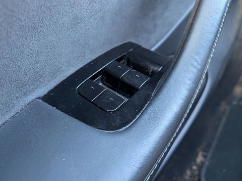 Used 2020 Tesla Model 3 Performance image 10