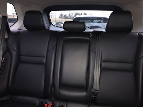 Used 2023 Nissan Rogue SV w/ SV Premium Package image 22