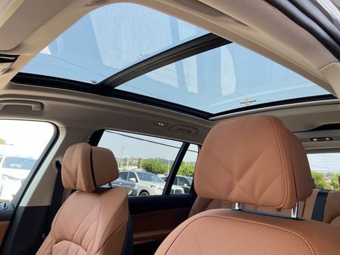 Certified 2026 BMW X7 xDrive40i image 21