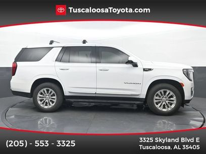 Used 2023 GMC Yukon SLT w/ SLT Premium Package