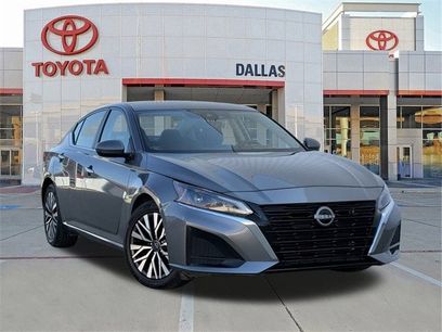 Used 2023 Nissan Altima 2.5 SV