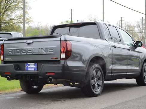Used 2025 Honda Ridgeline TrailSport image 5