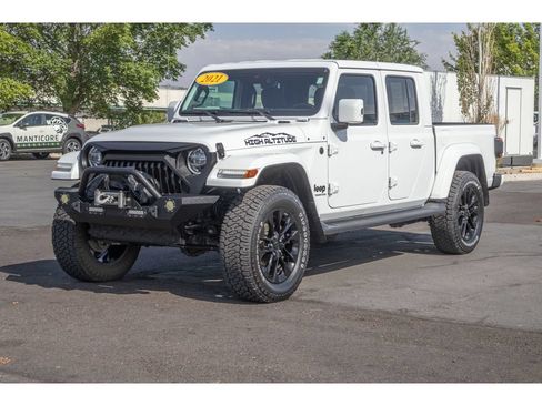 Used 2021 Jeep Gladiator Overland AWD/4WD image 7