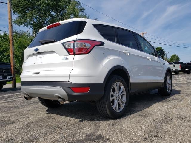 Used 2017 Ford Escape SE AWD/4WD image 7
