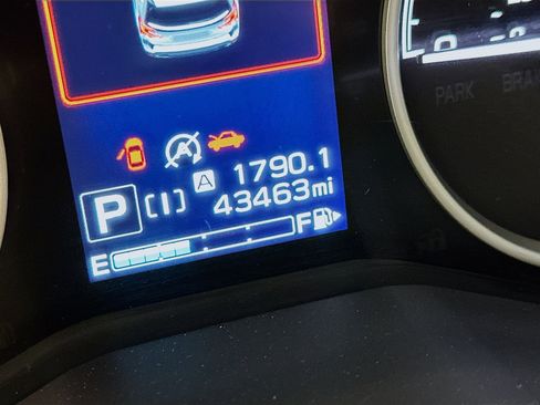 Used 2019 Subaru Forester Premium image 19