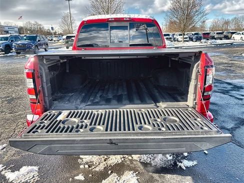 Used 2022 Nissan Frontier PRO-4X image 30