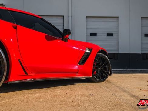 Used 2017 Chevrolet Corvette Z06 image 32