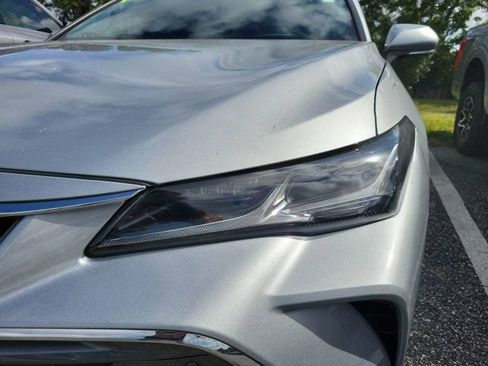 Used 2021 Toyota Avalon Limited w/ Advanced Safety Package FWD image 10