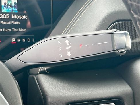 New 2026 GMC Yukon XL Elevation image 12