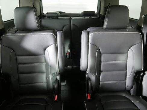 Used 2018 GMC Acadia Denali w/ Technology Package image 13