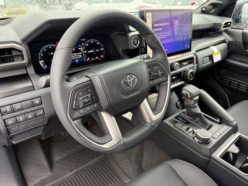 New 2026 Toyota 4Runner Limited AWD/4WD image 13