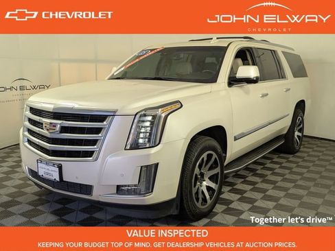 Used 2015 Cadillac Escalade ESV Luxury image 1