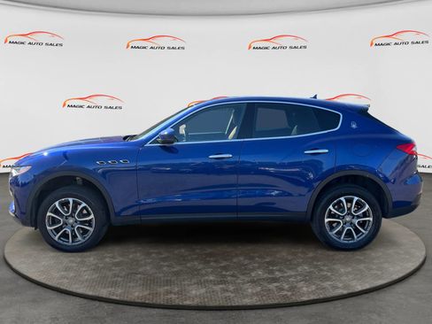 Used 2017 Maserati Levante AWD/4WD image 7