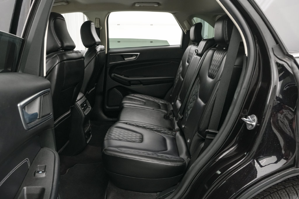 Certified 2023 Ford Edge Titanium AWD/4WD image 18